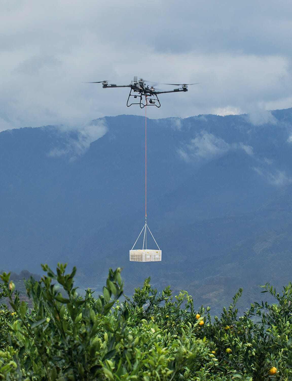 Transporte de materiales de construcción con dron